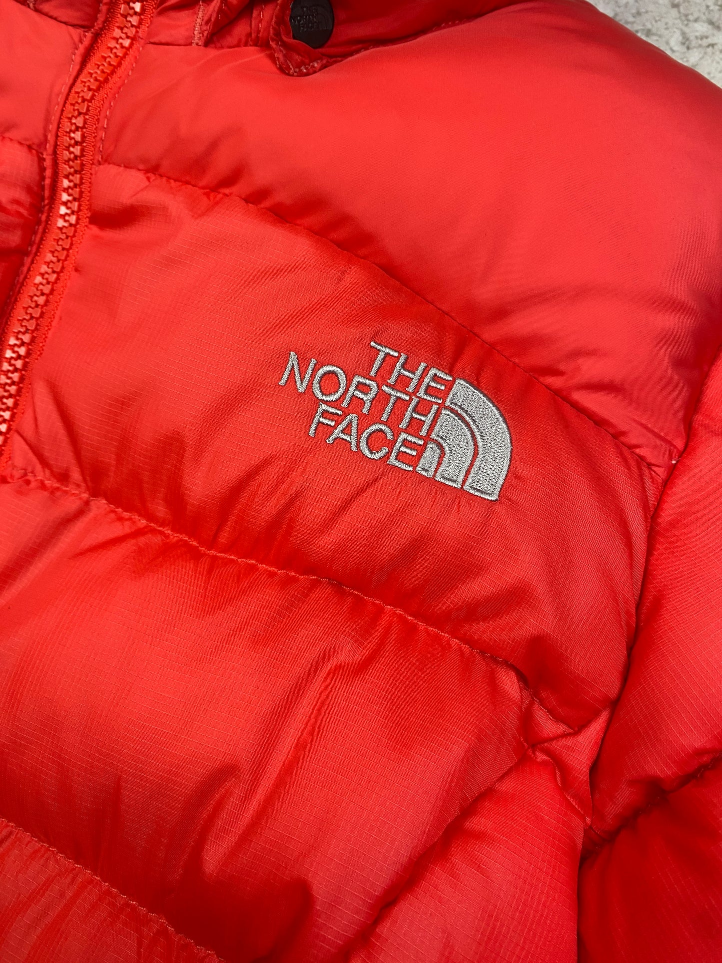 The North Face Puffer Daunen Jacke NUPTSE 700 Gr. M (95)
